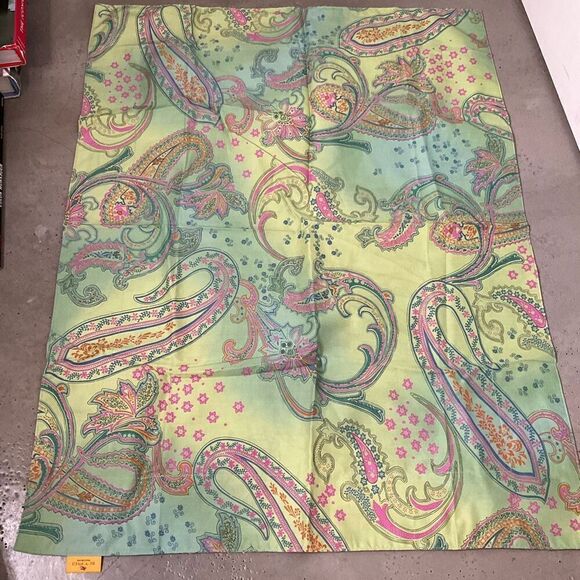 Etro Paisley Pillowcases - Picture 2 of 6